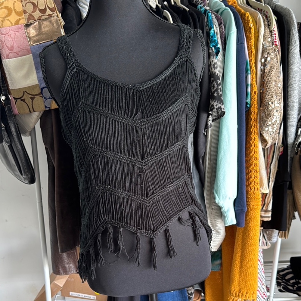 AQUA Crochet / Black Fringe Sleeveless Top